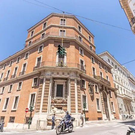 Adorable Flat By Barberini Trevi Fountain Apartment Rome