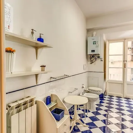 Appartamento Adorable Flat By Barberini Trevi Fountain Roma
