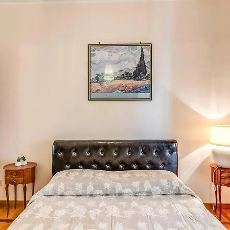 Adorable Flat By Barberini Trevi Fountain Roma