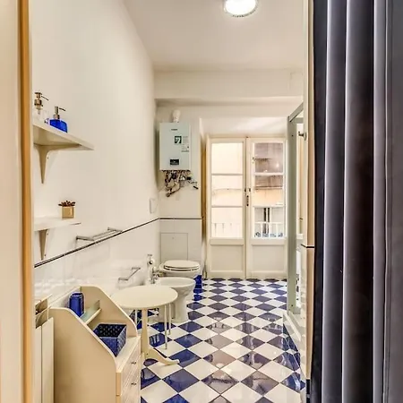 Appartamento Adorable Flat By Barberini Trevi Fountain *